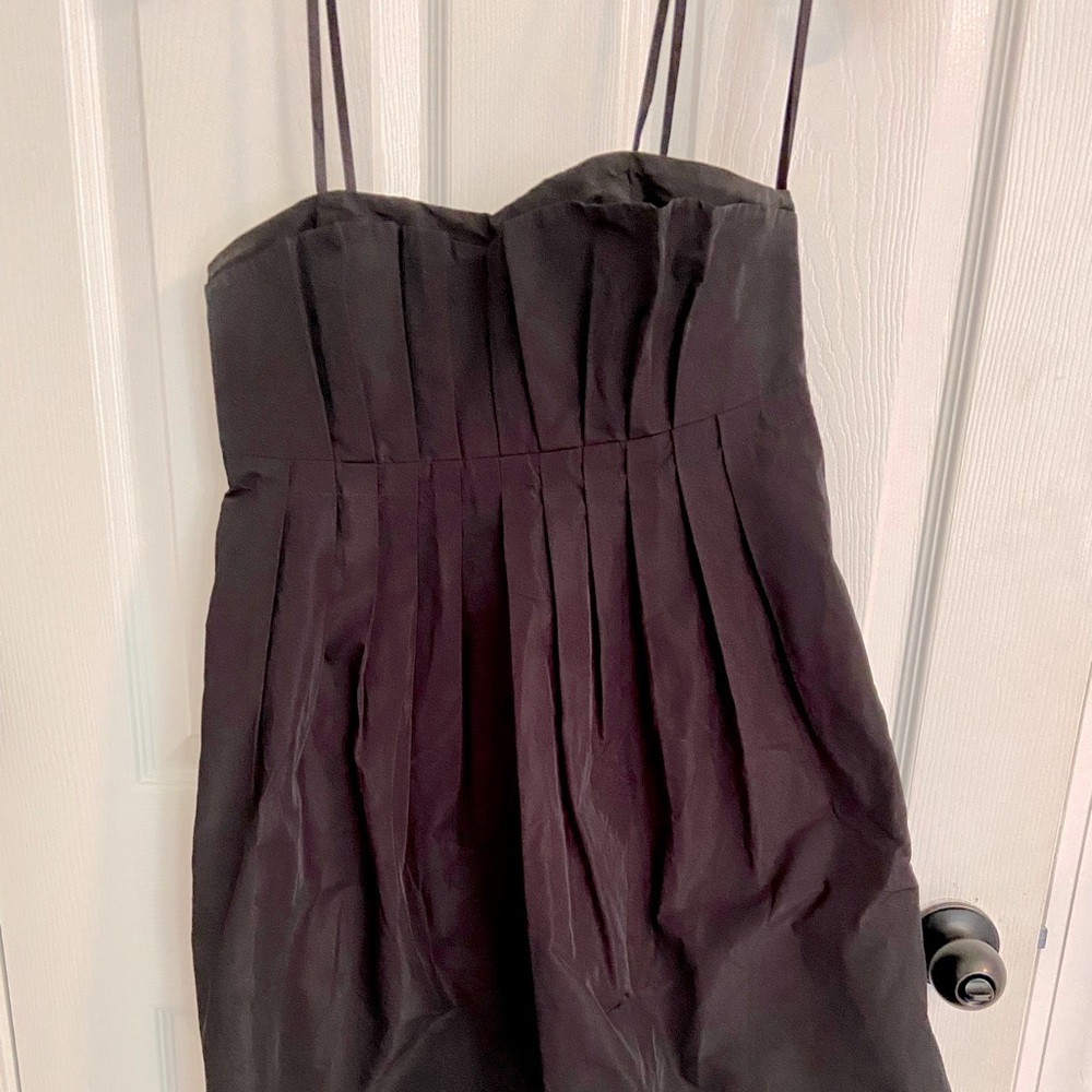 Max and Cleo size 6 Little Black Dress